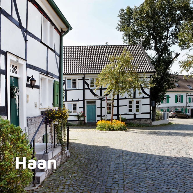 Drei Bergische Fachwerkhäuser in Dorf Gruiten in Haan