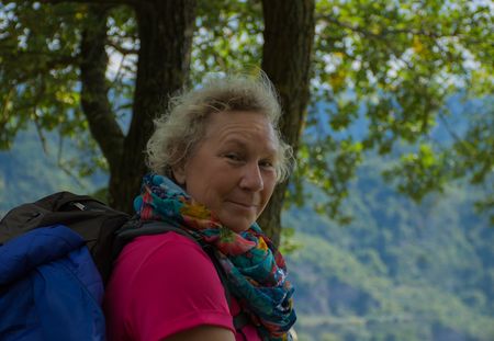 Profilbild Person Elke Bitzer