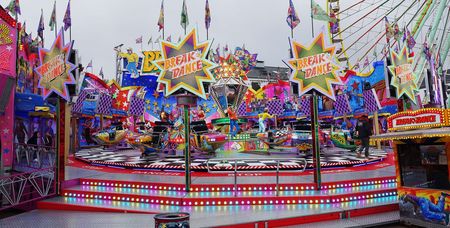 View of a breakdance carousel at the Haan fair